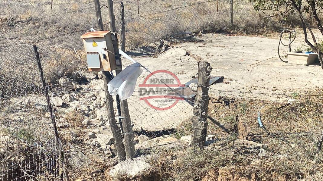 Konya’nın kabusu merkeze dayandı! Yol ortasında dev obruk oluştu 3